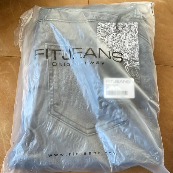 Fit Jeans Frame Size M NWT - Picture 2 of 3